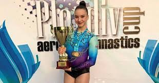 Jun 02, 2021 · spor ayşe begüm onbaşı: Ayse Begum Onbasi 10 Gunde 5 Altin Kazandi Son Dakika Spor Haberleri