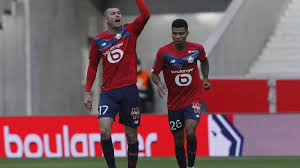Bu videomda burak yılmaz ın şampiyonluğa götüren golleri videosunu yaptım. Ligue 1 Lille Legt Im Meisterkampf Gegen Paris Saint Germain Vor Augsburger Allgemeine