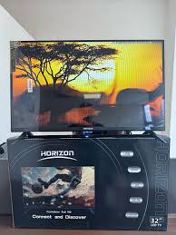 Horizon led Tv N32" PRICE 185,000 0696972989 call/wtsaap DERIVER AVAILABLE  TUNAPATIKANA KARIAKOO MTAA WA NDANDA NA MUHONDA