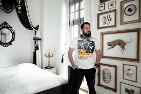 Gothic schlafzimmer , spiegel wandspiegel fenster oriental gothic massiv holz, 20 stunning canopy bed curtains for romantic bedroom decor, #rockerbikerbohochick | stylefruits outfits, style. Houzzbesuch Nightmare On Brunnenstreet Gothic Apartment In Berlin