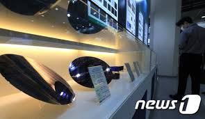 매서운 '반도체 한파'…삼성전자·SK하이닉스 실적 전망 '내리막' - 클리앙