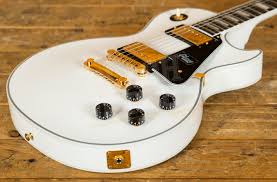 Gibson Les Paul Custom Alpine White Gold Hardware Peach Guitars