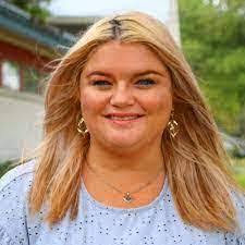 Debra Lolley's Instagram, Twitter & Facebook