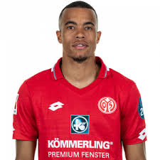 Ändå gick robin quaison in utan respekt och gav aik ledningen mot storlaget. Robin Quaison Profile Bio Height Weight Stats Photos Videos Bet Bet Net