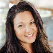 Dana Yoder, Edina Realty