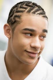 Dans les lignes suivantes, nous allons classifier les types de forme de visage en cinq catégories : Tresse Tendance Pour Homme Black Coupe De Cheveux Homme Courte Cheveux Courts Homme Coupe De Cheveux Courte