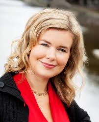 Amazon.com: Lucy Bond: books, biography, latest update