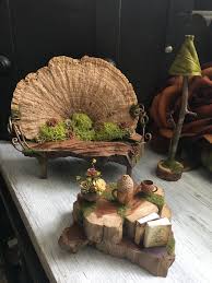 52 Lovely And Magical Miniature Fairy Garden Ideas Pinner Girl Indoor Feen Garten Feenmobel Diy Feengarten