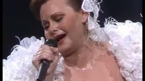 MARIA "Cando non poidas durmir" En Galego.