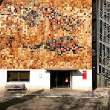Oscar Dalmau On Instagram Enrajolat A La Facana Del Banc De Sang I Teixits Hospital De Bellvitge Tiles Ceramics Hospital Instagram Posts Instagram Decor