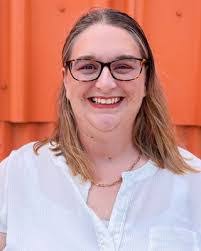 Laura Alleva's Instagram, Twitter & Facebook