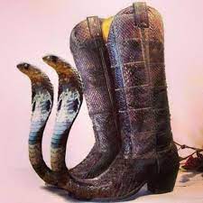 Ali siddiq finds himself in a tough spot when he realizes that he's completely unprepared for an impending prison riot. Stream 01 Mexican Got On Boots By 5 Star Listen Online For Free On Soundcloud