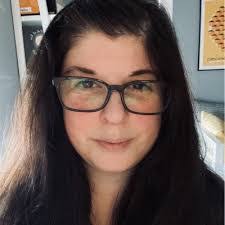 Danielle Jett's Instagram, Twitter & Facebook