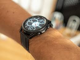 The bigger version is available with a stainless steel or titanium case, a super amoled display, and 8gb storage. Does The Samsung Galaxy Watch 3 Have Samsung Pay Android Central