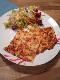 Delicious Low Carb Pizza From The Plate Low Carb Rezepte Carb Delicious Pizza Plate Rezepte Low Carb Pizza Low Carb Vegetarian Recipes Low Carb Shakes
