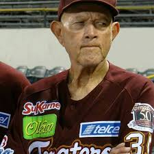 Club Tomateros de Culiacán lamenta profundamente el fallecimiento de José Luis  "Pájaro" Ibarra, quien fuera por varias décadas uno de nuestros invaluables  bat boys. Pronta resignación para sus seres queridos. 🙏