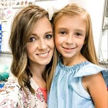 Candace Bentley (mrsbentley13)