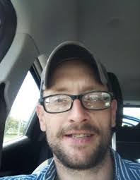 Dean Griggs's Instagram, Twitter & Facebook