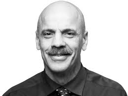 Tom Barringer's Instagram, Twitter & Facebook