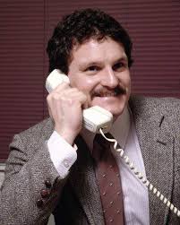 Crafting The Con Man