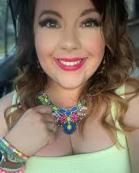 Mamie Harris's Instagram, Twitter & Facebook