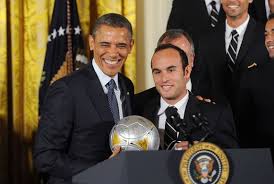 Photo : Landon Donovan avec son épouse Hannah Bartell et leur fils Talon Bartell  Donovan