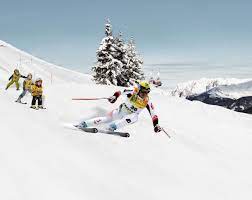 Nov 16, 2009 · austrian ski racer hermann maier makes one of the most dramatic crashes in skiing history when he catapults 30 feet in the air, lands on his helmet and rams through two safety fences at an. Skischule Hermann Maier Flachau Skifahren Lernen