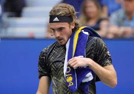 Tennis elbow is the common name given to a condition that brings about pain in the arm, where the forearm meets the elbow.  the medical term is lateral epicondylitis. Sensationeller Jungspund Alcaraz Eliminiert Tsitsipas Bei Us Open Tennis Derstandard De Sport