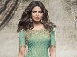 10 Artis Cantik Bollywood dengan Bayaran Termahal Saat Ini - ShowBiz  Liputan6.com