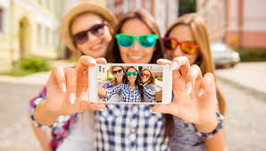 It is wrong to use 1. Die Besten Tipps Fur Das Perfekte Smartphone Selfie