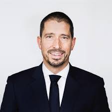 Robert Wigger's Instagram, Twitter & Facebook