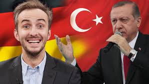Das gedicht „schmähkritik von jan böhmermann im wortlaut: Erdogan Gedicht Chronik Eines Skandals Ndr De Fernsehen Sendungen A Z Zapp