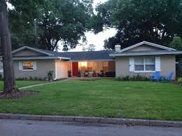 The shrubs, small trees, and hedges play a very important role in giving symmetry to the home, and the better the symmetrical fashion the better the. Adding Curb Appeal To Our Ranch Style Home