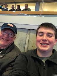 Kevin Lesch (@KevinLesch)