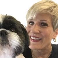 Marcia Loggins's Instagram, Twitter & Facebook