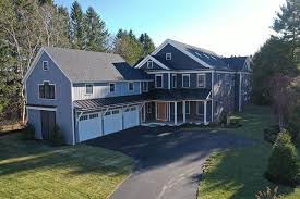 Advanced agriculture landscaping provides residential landscaping services though out the chelmsford, massachusetts and surrounding areas. Bouley Landscaping Serving Greater Boston Middlesex Communities