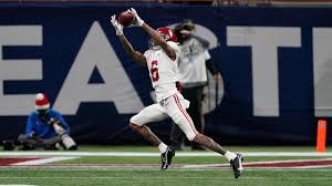 Devonta smith, wr, alabama (daniel jeremiah, nfl.com). Alabama S Devonta Smith Wins Heisman Trophy First Wr Since 1991