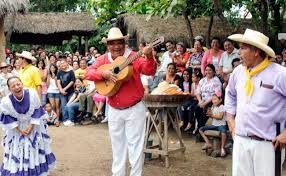 Educación abierta o educación en casa. Juegos Tradicionales De La Costa Sierra Y Oriente 23 Costumbres Y Tradiciones Del Ecuador Por Regiones Costa Sierra Y Oriente Foros Ecuador Dubai Khalifa Esta Division Tripartita Es De Uso