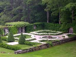 Garden Tour Edith Wharton S The Mount Formal Gardens Traditional Landscape Formal Garden Design