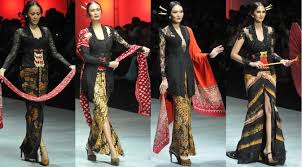 Jahit kebaya pengantin, wisuda, pesta: Anne Avantie Angkat Tragedi Klewer Di Indonesia Fashion Week Fashion Beauty Liputan6 Com