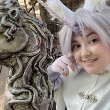 I finally debuted my unicorn OC Artemis Argentum! He was such a hit at  @michrenfest and this Saturday I'll be bringing him to @ohiorenfest  (weather permitting 🤞). I hope to see you