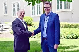 285,080 likes · 71,363 talking about this. A Dvtxw6ook7am