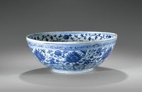 The renowned portmeirion pottery has now taken over production of this venerable pattern. A Large Blue And White Porcelain Bowl China Ming Dynasty Late 15th Early 16th Century Bol En Porcelaine Porcelaine Bleue Dynastie Ming