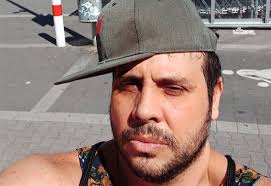 Apoena Music & Downloads