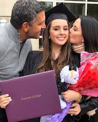 Kyle richards is famous for being a popular fixture on real. Kyle Richards Daughter Alexia Umansky Graduates College People Com