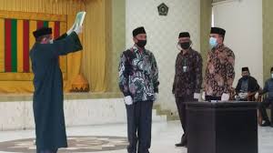 Pejabat agama islam daerah » paid gombak. Siapa Iqbal Muhammad Kakanmenag Aceh Yang Baru Syariah Beritamerdeka Net