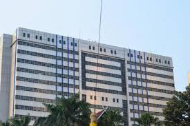 Korpri kemendikbud menggelar acara sinau bareng cak nun, di plasa insan berprestasi, komplek kantor kemendikbud. Tiga Ditjen Kemristek Bergabung Ke Kemdikbud