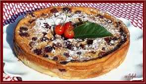 Clafoutis Aux Cerises De Christophe Felder Oh La Gourmande En 2020 Clafoutis Aux Cerises Dessert Gateau Moelleux