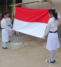 Untuk melaksanakan upacara bendera dalam acara kenegaraan atau acara resmi diperlukan kelompok pengibar bendera negara kesatuan republik indonesia adalah petugas yang ditunjuk untuk mengibarkan bendera negara dengan anggota paling sedikit tiga orang. Upacara Bendera Arwah46
