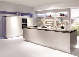 Grifflose Kuchenschranke Zur Verbesserung Des Looks Ihrer Traumkuche Moderne Kitchen Ballerinakuchen Minimalismus Kuchenprodukte Schrank Kuche Traumkuche
